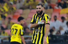 国足公布亚洲杯入选赛名单 费沙哈林时隔352天回归！